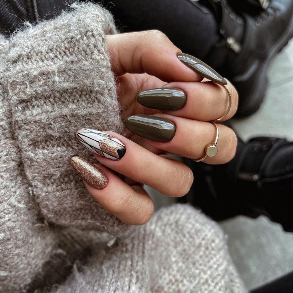 Expresso Brown Nail Art