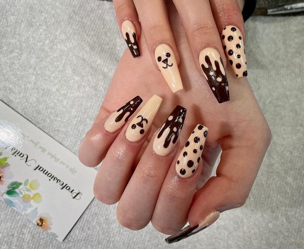 Brown Nail Art