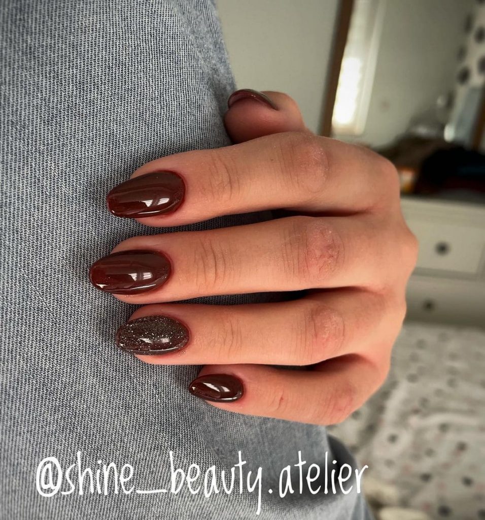 Glitter Brown nails