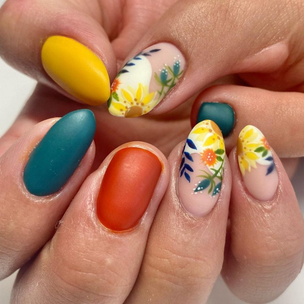 Colorful Leafy Sunflower Design