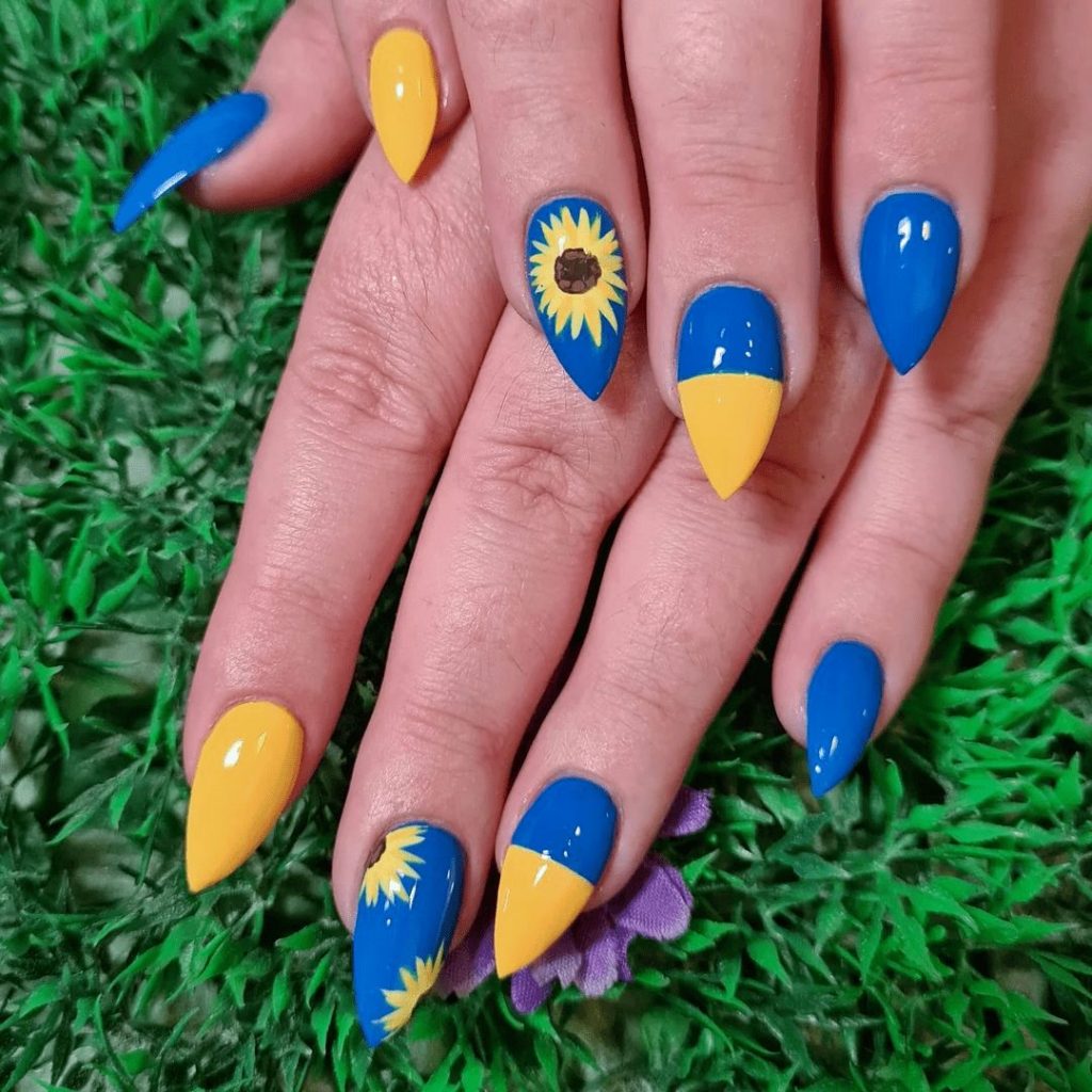 Stiletto Sunflower Nail Design