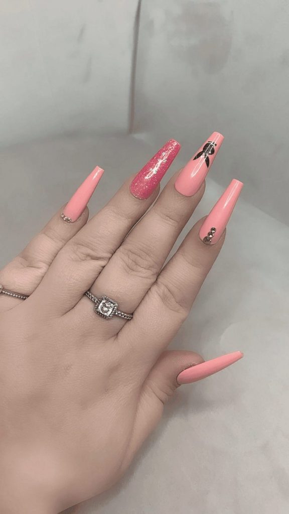 Nude Pink Playboy Nails