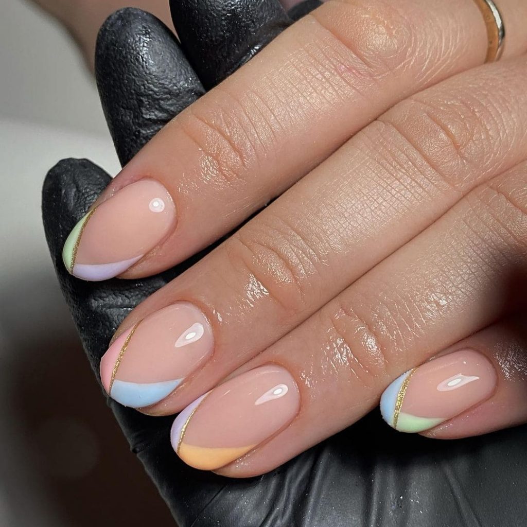 This French Colored Nail Tip
