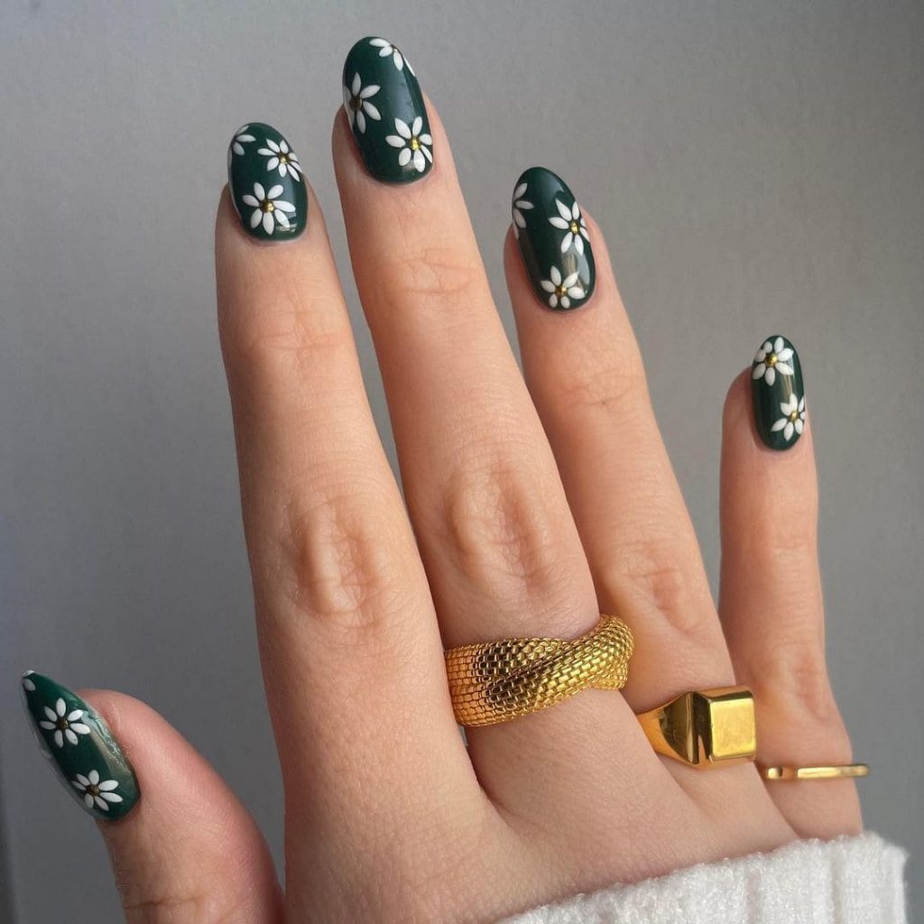 Daisy Green Spring Nails