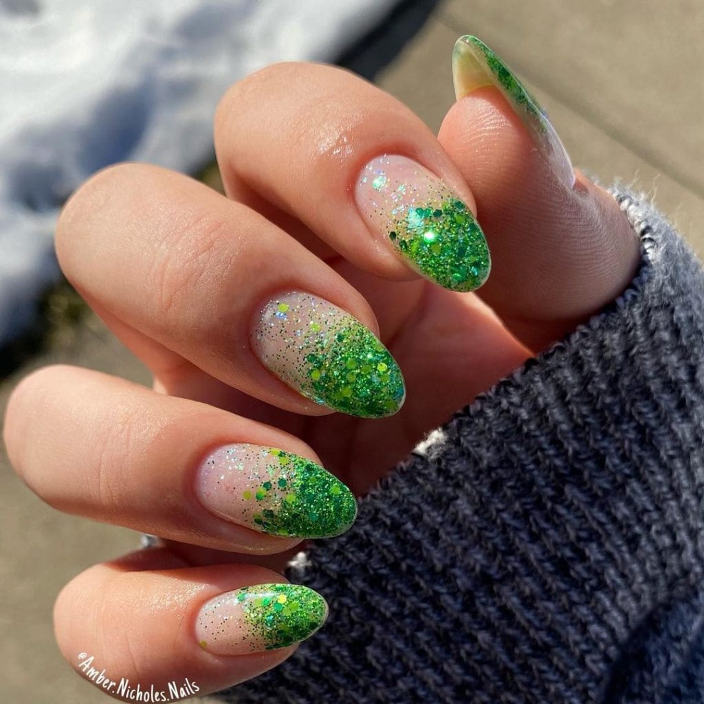 Sparkle Grinch Vibe Nails