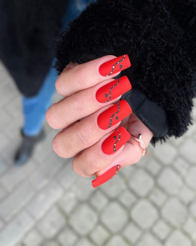  Wow! This design seems just incredible for a valentine day look