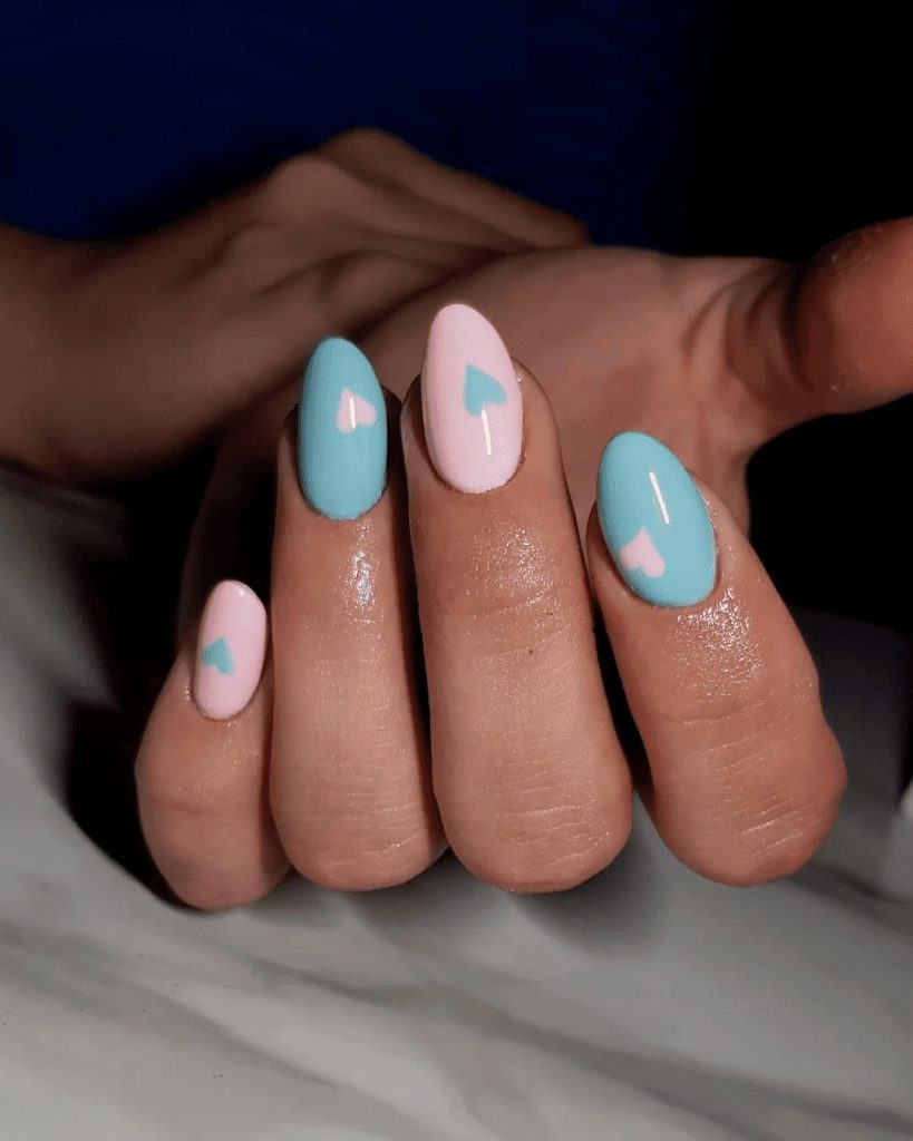 Everybody, including you, will crack how to do this simple heart nail design.