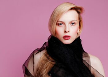 6 Classic Beautiful Hairstyles to Help You Become a Muse at The End of The Year 