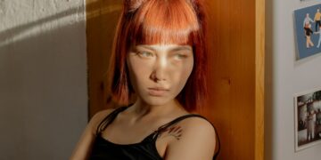 Straight Hairstyles Make You Fashionable Like Korean Stars 