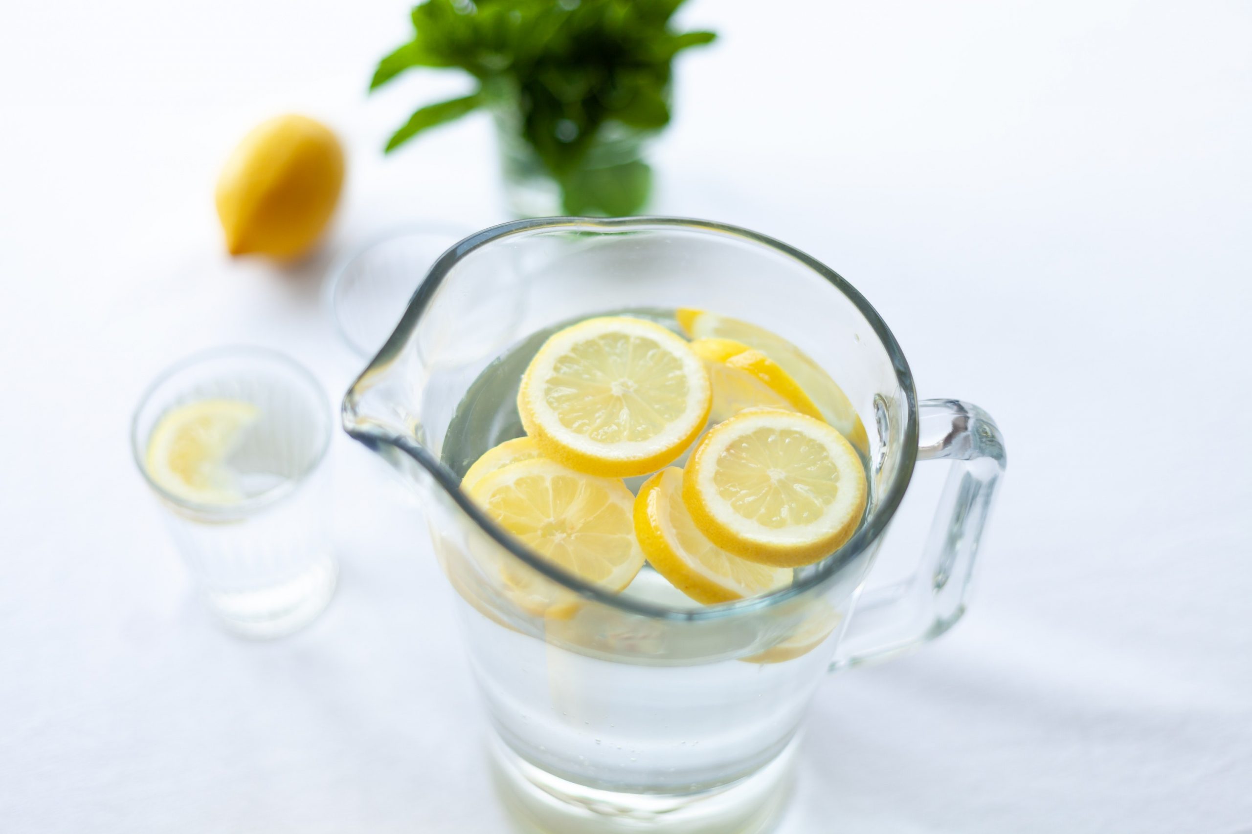 drink anti aging water